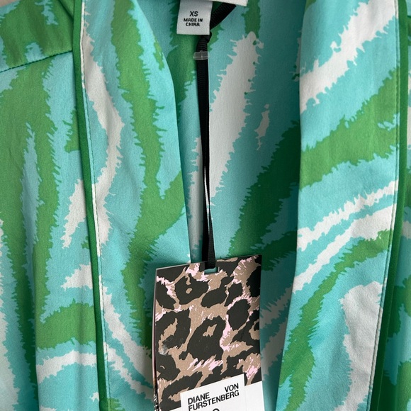 New Diane Von Furstenberg X Target Satin Disco Zebra Green Robe - DVF XS  NWT - Picture 5 of 7